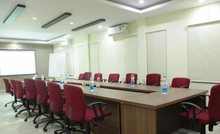 Nirupama Hotels Dhenkanal Dış mekan fotoğraf