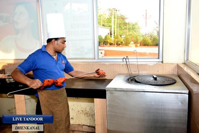 Nirupama Hotels Dhenkanal Dış mekan fotoğraf